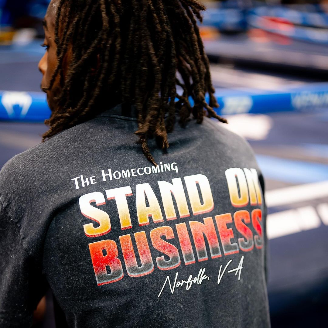 Keyshawn Davis wearing Homecoming Edition Tee