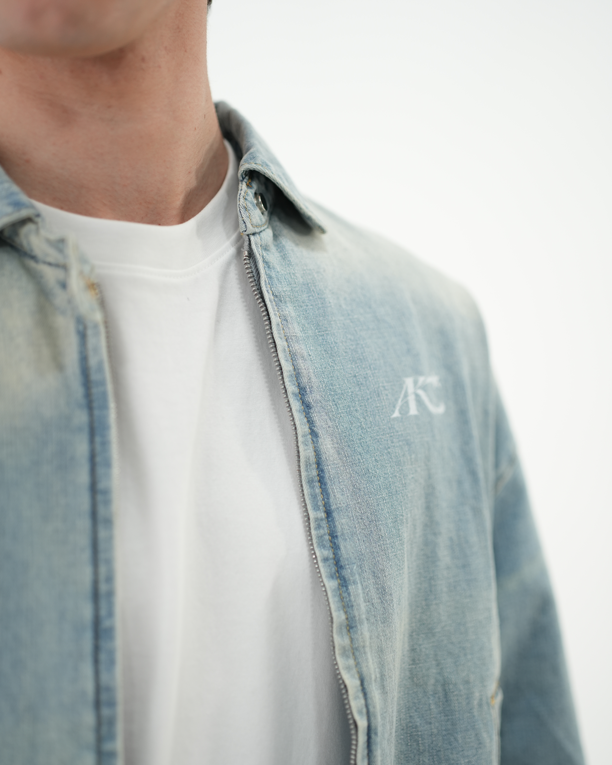 Vintage Wash Cropped Denim Jacket