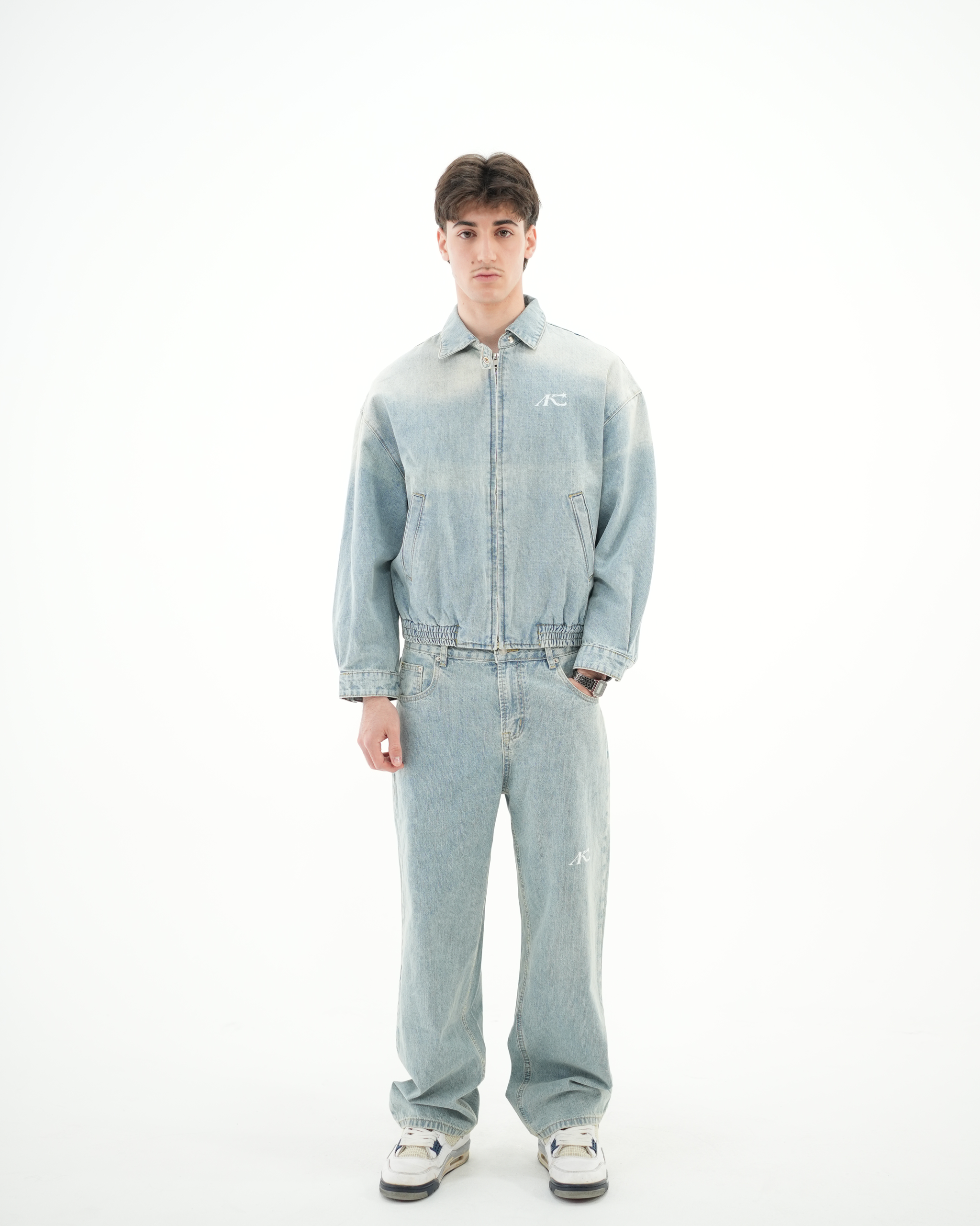 Vintage Wash Cropped Denim Jacket