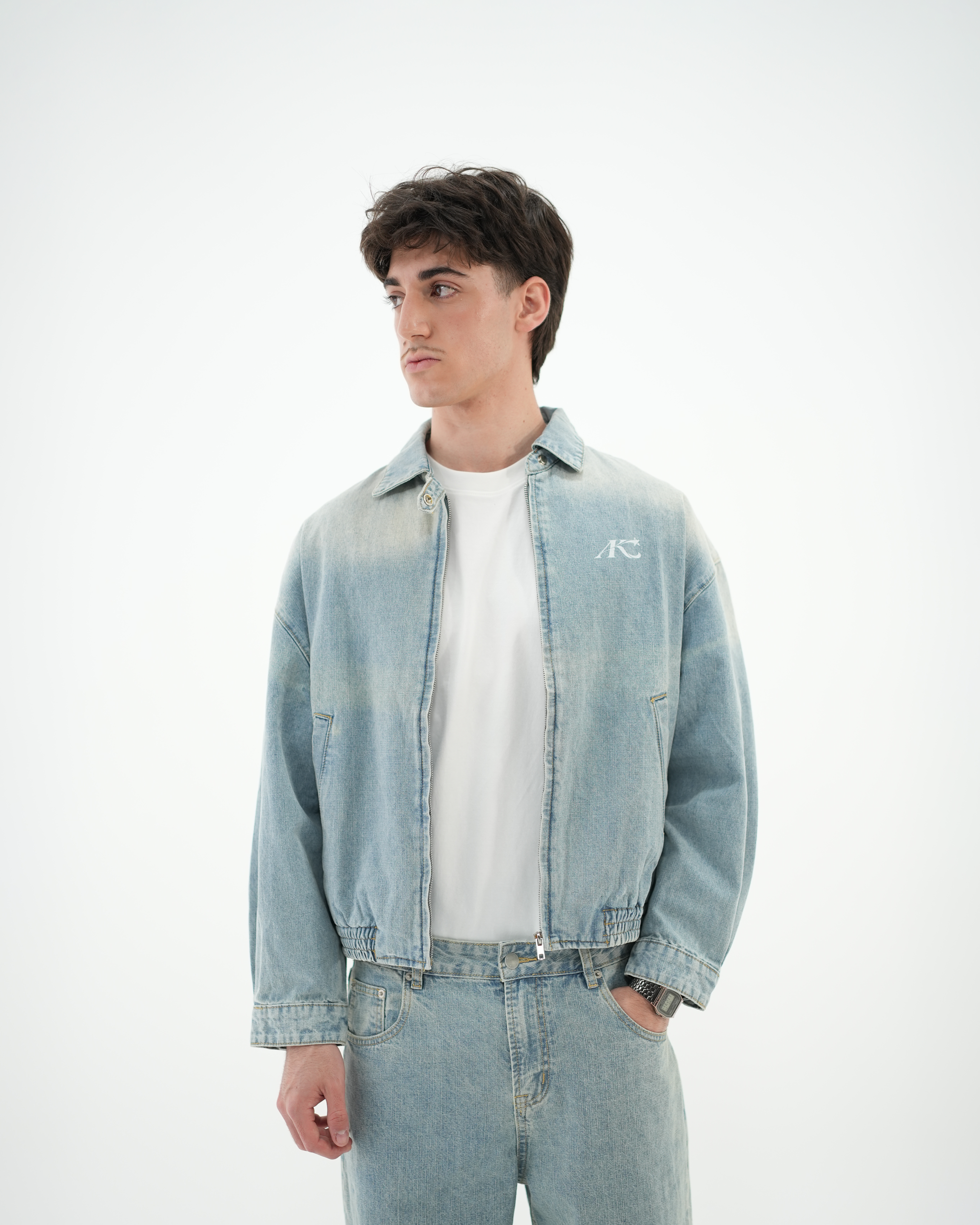 Vintage Wash Cropped Denim Jacket