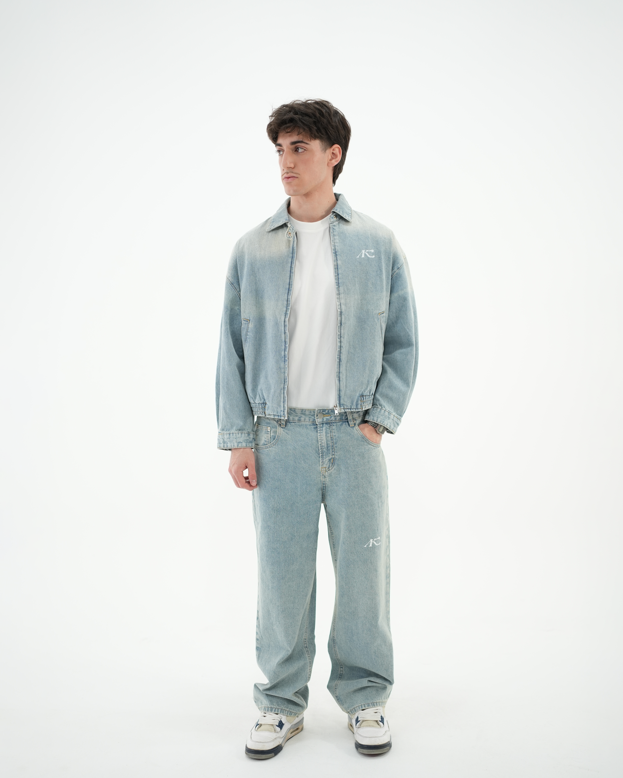Vintage Wash Straight Leg Denim Jeans
